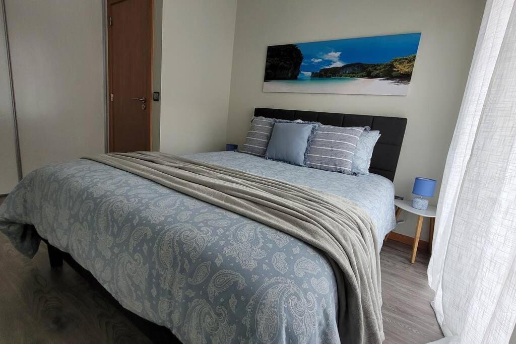Ao Lado Da Estacao Do Metro! Apartment บีลาโนวาเดกายา ภายนอก รูปภาพ